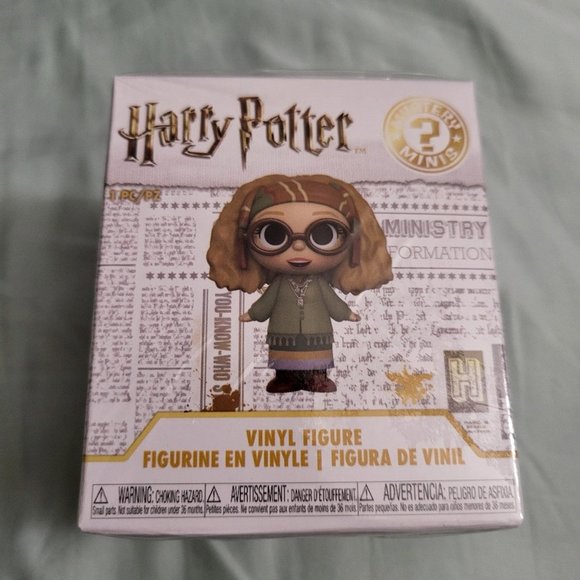 Harry Potter Professor Trelawney GameStop Mystery Box Excl Mystery Mini Funo Pop - Picture 1 of 6